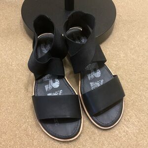 Sorel Black Leather Sandals
